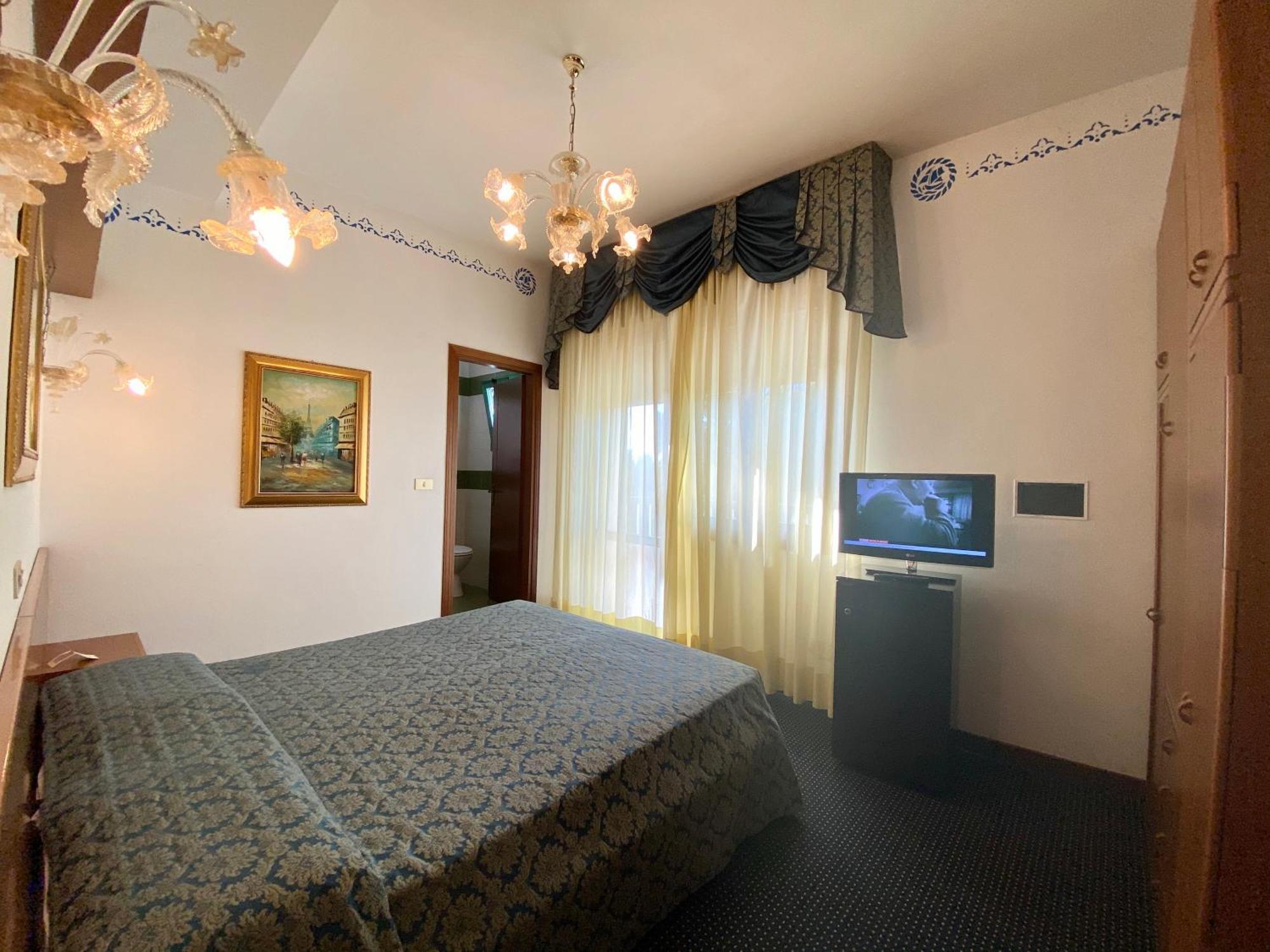 Hotel Florida Τζεσόλο Λίντο Εξωτερικό φωτογραφία