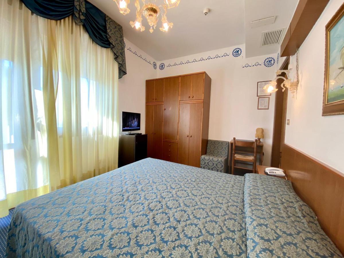 Hotel Florida Τζεσόλο Λίντο Εξωτερικό φωτογραφία