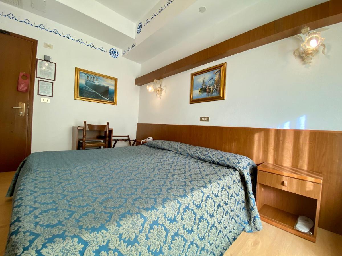 Hotel Florida Τζεσόλο Λίντο Εξωτερικό φωτογραφία