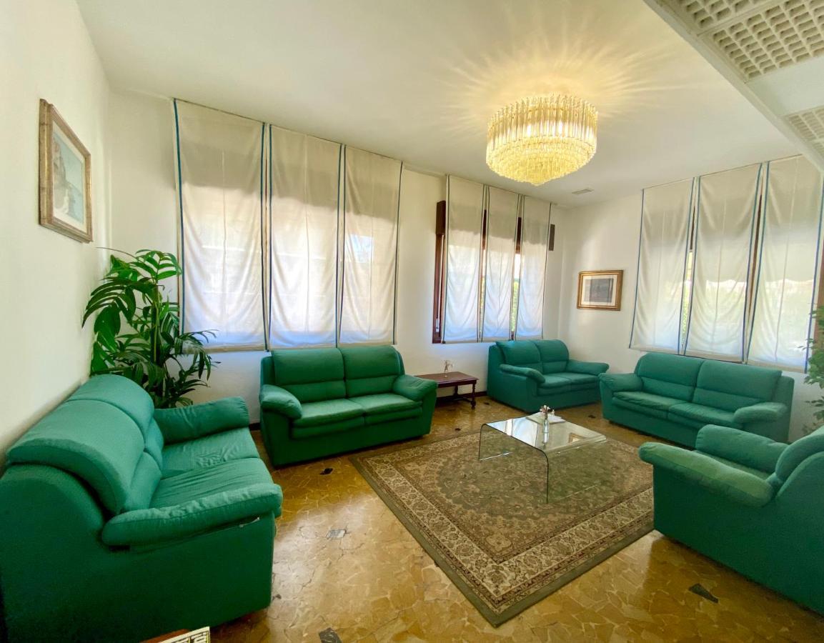 Hotel Florida Τζεσόλο Λίντο Εξωτερικό φωτογραφία