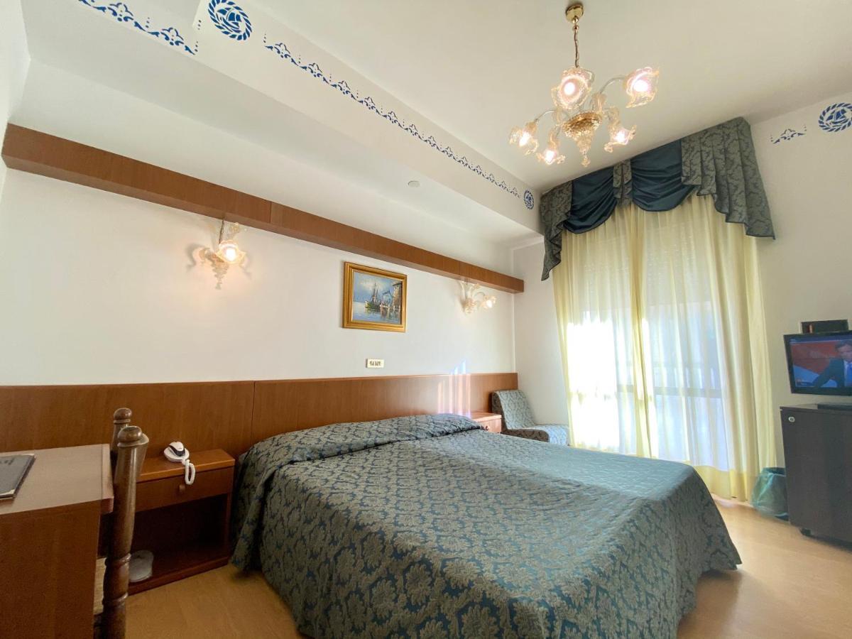 Hotel Florida Τζεσόλο Λίντο Εξωτερικό φωτογραφία