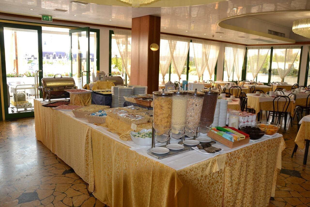 Hotel Florida Τζεσόλο Λίντο Εξωτερικό φωτογραφία