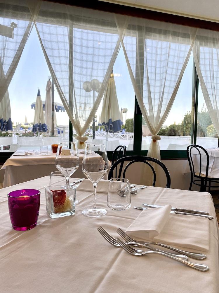 Hotel Florida Τζεσόλο Λίντο Εξωτερικό φωτογραφία