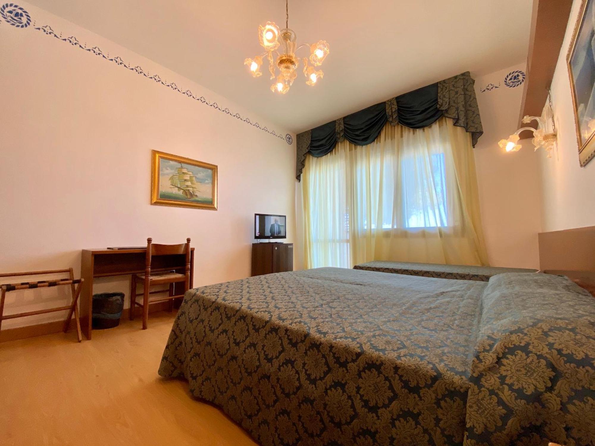 Hotel Florida Τζεσόλο Λίντο Εξωτερικό φωτογραφία